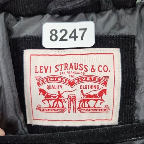 Levis Zoe Black Puffer Jacket - Picture 10 of 16